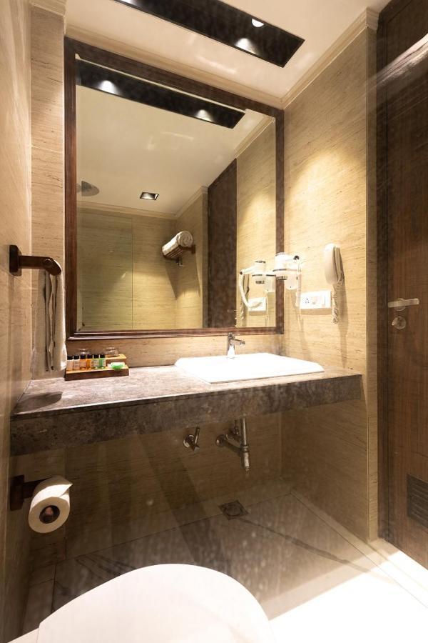 Downtown Resorts Nh8 Dharuhera Экстерьер фото